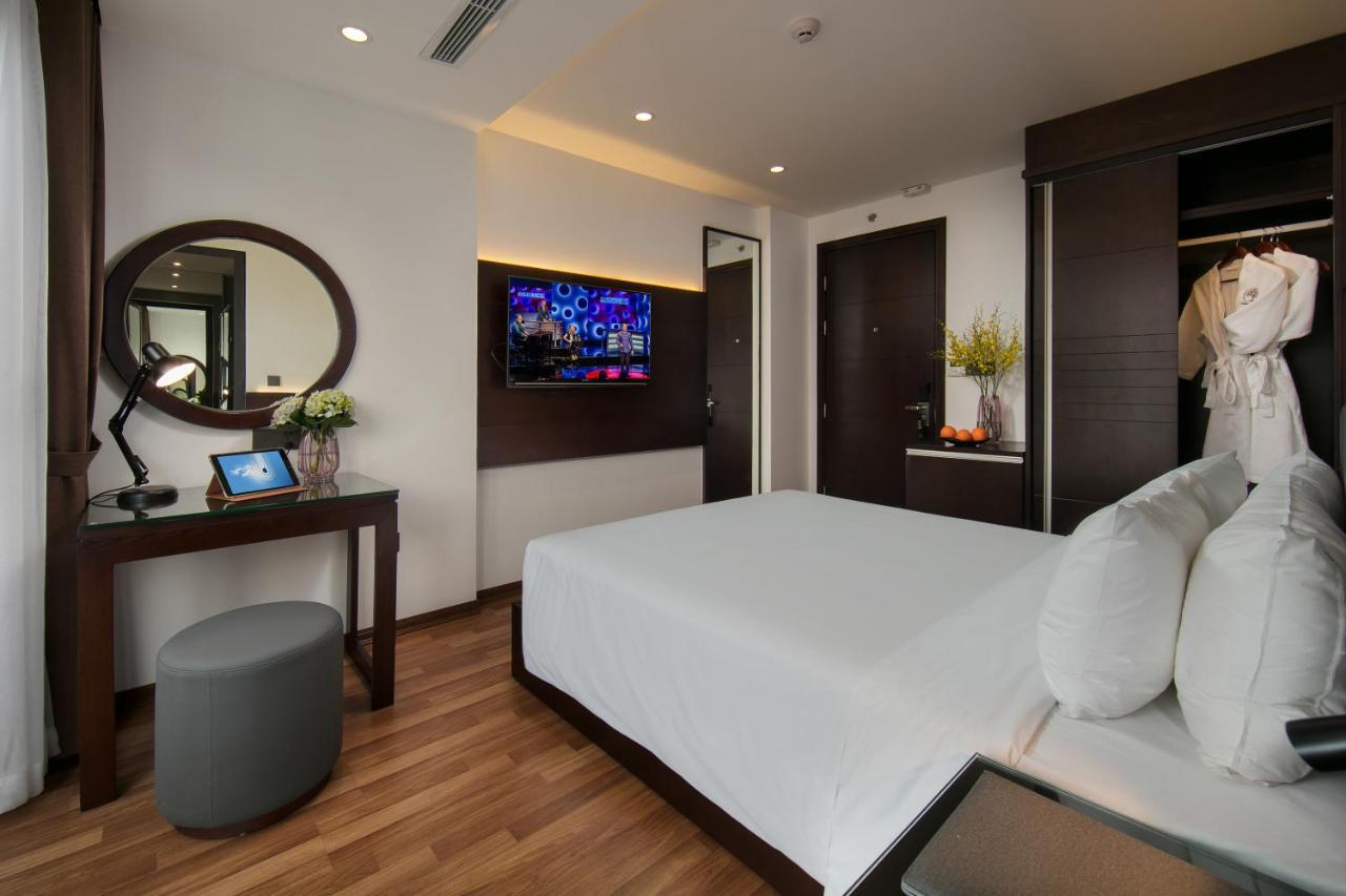 Hanoi Fiesta Hotel & Spa Bagian luar foto